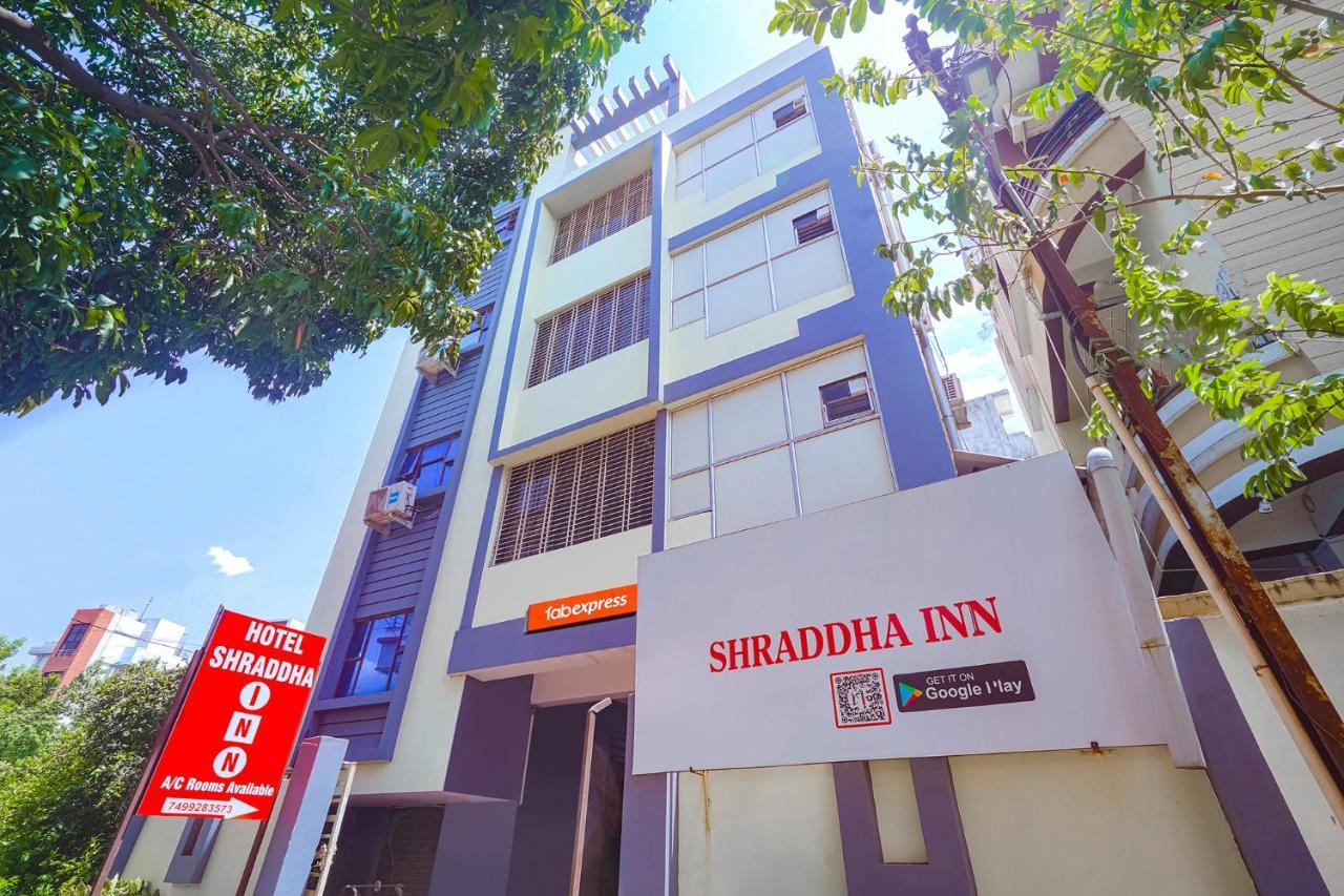 Fabexpress Shraddha Inn นาคปุระ ภายนอก รูปภาพ